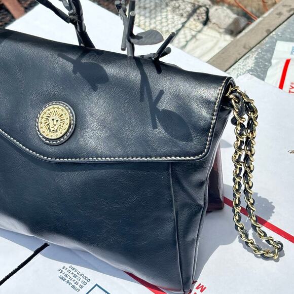 Black & Gold Anne Klein Clutch Purse - Picture 2 of 9